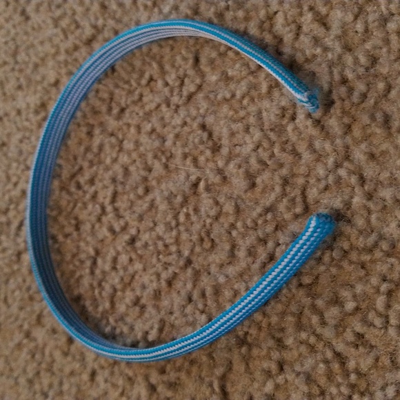 ✨5/$15✨ Headbands/Ponytail Holders - Picture 14 of 15